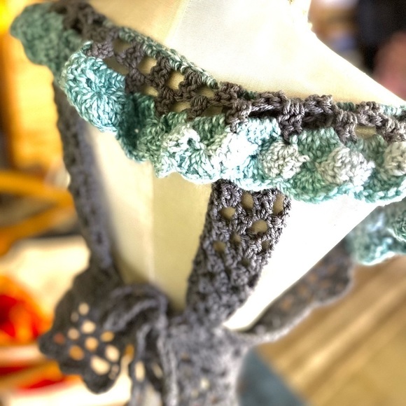 CROCHETED FESTIVAL OR SUMMER TOP - Picture 6 of 7